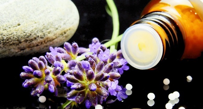 Homeopathische korrels op natuurlijke basis